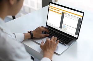 mockup-declaratie-easyinvoice-manager-alternatief-600x400-web